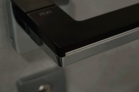 Дверна ручка RDA Domino Light з LED підсвіткою, хром полірований/чорний (54790) 54790 фото